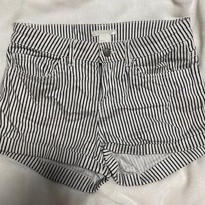 H&M striped shorts